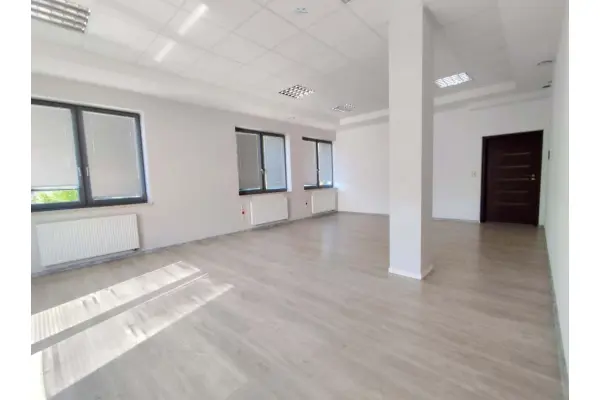 Kraków, Podgórze Duchackie, Cechowa, Lokal 150m2 do wejścia biuro/ gabinety/ kancelaria Podgórze Kurdwanów