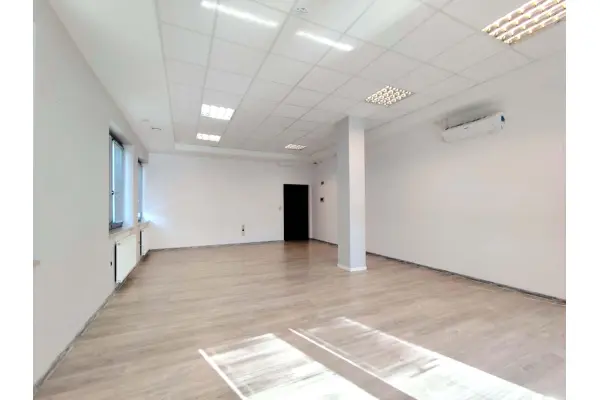 Kraków, Podgórze Duchackie, Cechowa, Lokal 150m2 do wejścia biuro/ gabinety/ kancelaria Podgórze Kurdwanów
