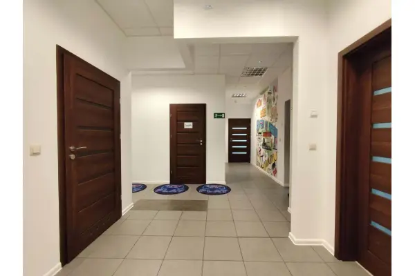 Kraków, Podgórze Duchackie, Cechowa, Lokal 150m2 do wejścia biuro/ gabinety/ kancelaria Podgórze Kurdwanów
