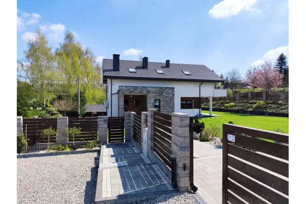 wielicki, Wieliczka, Nowoczesna posesja 300m2, zautomatyzowana, na  pięknej działce 1500m2