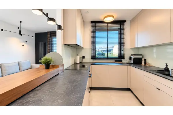 Kraków, Podgórze Duchackie, Mieszkanie 71 m² - 3 pokoje, 2 łazienki, Duży balkon, dla rodziny  2+4, Kraków Podgórze Duchackie