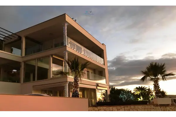 Podstrana, CHORWACJA - SPLIT - luxusowa willa 450m2, 3 baseny