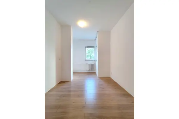 Kraków, Kraków-Podgórze, Wadowicka, OKAZJA mieszkanie 4/3 pok.+ kuchnia 70m2 Kraków Podgórze Mateczny