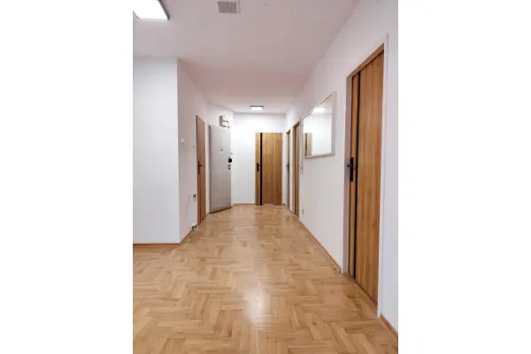 Kraków, Kraków-Podgórze, Wadowicka, OKAZJA mieszkanie 4/3 pok.+ kuchnia 70m2 Kraków Podgórze Mateczny