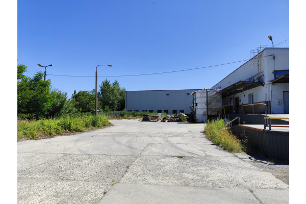 Kraków, Kraków-Nowa Huta, Czyżyny, Centralna, Do wyjanęcia Obiekt handlowo-magazynowy z rampą 1700m2 Kraków Czyżyny