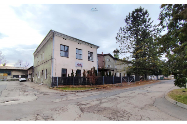 cieszyński, Ustroń, Kamienice -3 budynki dla dewelopera 2650m2 USTROŃ centrum