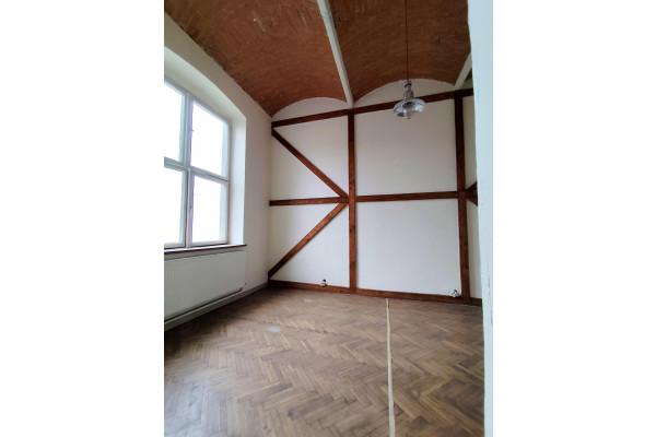 cieszyński, Ustroń, Kamienice -3 budynki dla dewelopera 2650m2 USTROŃ centrum