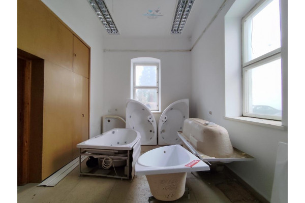 cieszyński, Ustroń, Kamienice -3 budynki dla dewelopera 2650m2 USTROŃ centrum