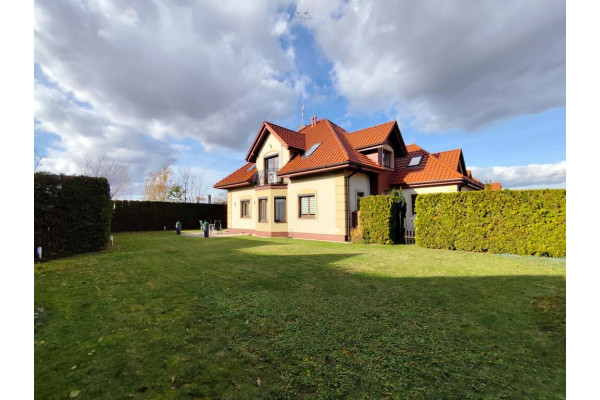 Kraków, Kraków-Podgórze, Leona Petrażyckiego, Dom wolnostojący 6 pokoi / 260m2 na działce 1000m2 Kraków Podgórze Dębniki