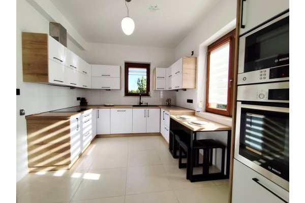 Kraków, Kraków-Podgórze, Leona Petrażyckiego, Dom wolnostojący 6 pokoi / 260m2 na działce 1000m2 Kraków Podgórze Dębniki