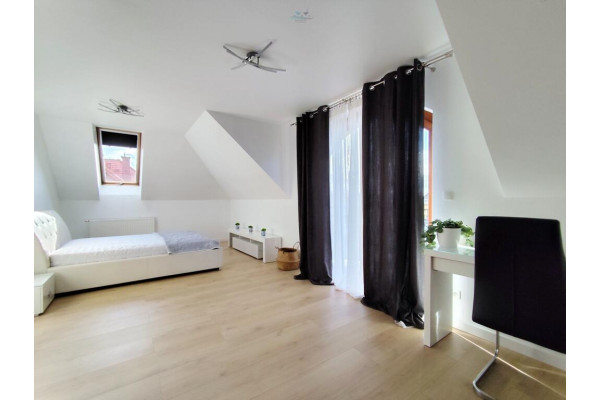 Kraków, Kraków-Podgórze, Leona Petrażyckiego, Dom wolnostojący 6 pokoi / 260m2 na działce 1000m2 Kraków Podgórze Dębniki