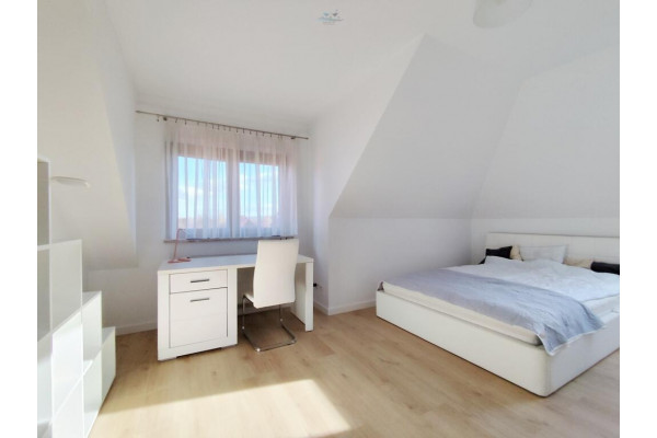 Kraków, Kraków-Podgórze, Leona Petrażyckiego, Dom wolnostojący 6 pokoi / 260m2 na działce 1000m2 Kraków Podgórze Dębniki