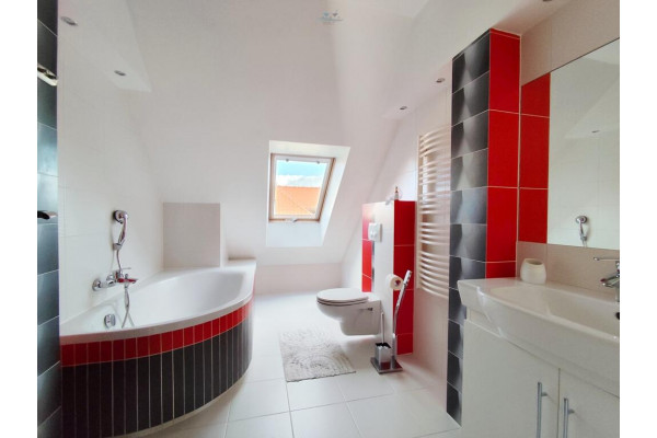 Kraków, Kraków-Podgórze, Leona Petrażyckiego, Dom wolnostojący 6 pokoi / 260m2 na działce 1000m2 Kraków Podgórze Dębniki