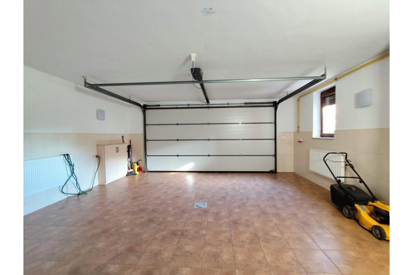 Kraków, Kraków-Podgórze, Leona Petrażyckiego, Dom wolnostojący 6 pokoi / 260m2 na działce 1000m2 Kraków Podgórze Dębniki