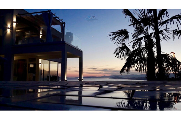 Podstrana, CHORWACJA - SPLIT - luxusowa willa 450m2, 3 baseny