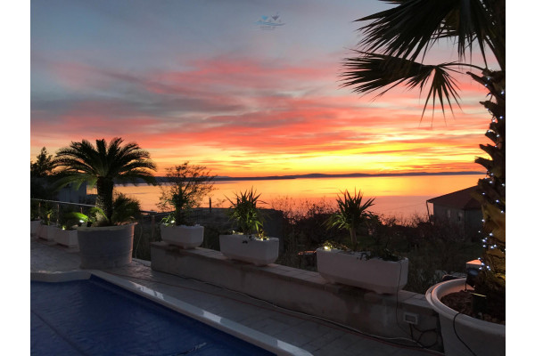 Podstrana, CHORWACJA - SPLIT - luxusowa willa 450m2, 3 baseny