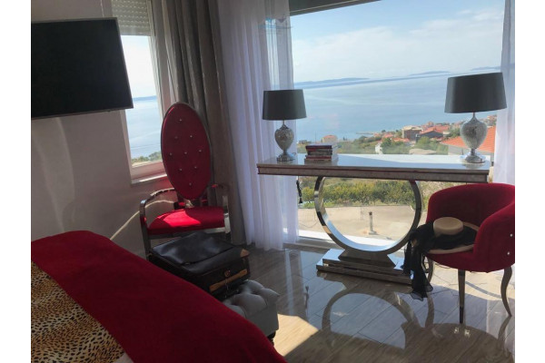 Podstrana, CHORWACJA - SPLIT - luxusowa willa 450m2, 3 baseny