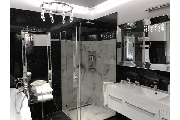 Podstrana, CHORWACJA - SPLIT - luxusowa willa 450m2, 3 baseny