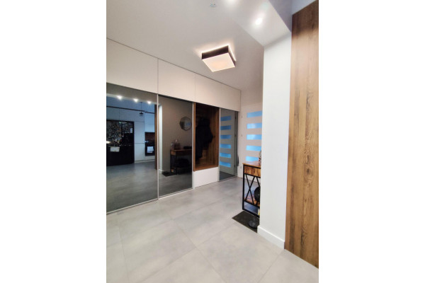 wielicki, Wieliczka, Sułk&oacute;w, Kapitalny,  gotowy do zamieszkania dom  szeregowy 130m2 pod Wieliczką