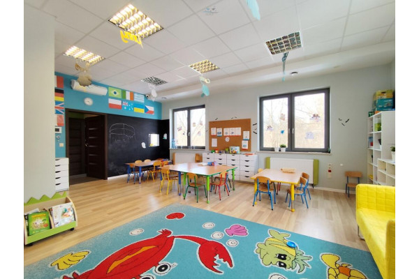 Krak&oacute;w, Podg&oacute;rze Duchackie, Cechowa, Lokal 300m2 Przedszkole / Gabinety lekarskie / Biura  Podg&oacute;rze Kurdwan&oacute;w