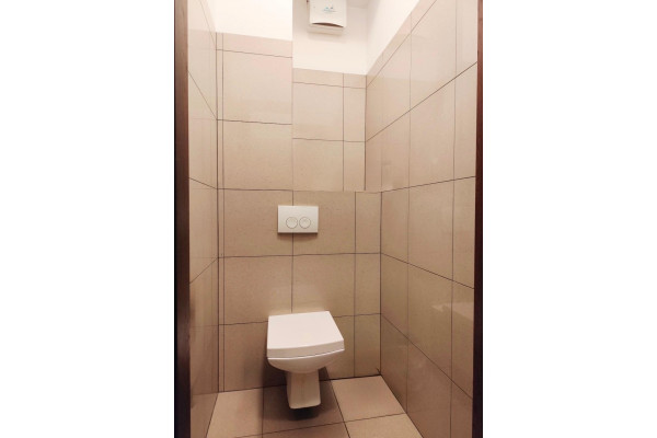 Krak&oacute;w, Podg&oacute;rze Duchackie, Cechowa, Lokal 300m2 Przedszkole / Gabinety lekarskie / Biura  Podg&oacute;rze Kurdwan&oacute;w