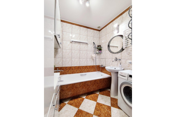 Krak&oacute;w, Zakopiańska, OKAZJA mieszkanie 3 pok.+ kuchnia 73m2 Krak&oacute;w Podg&oacute;rze Wadowicka / Zakopiańska
